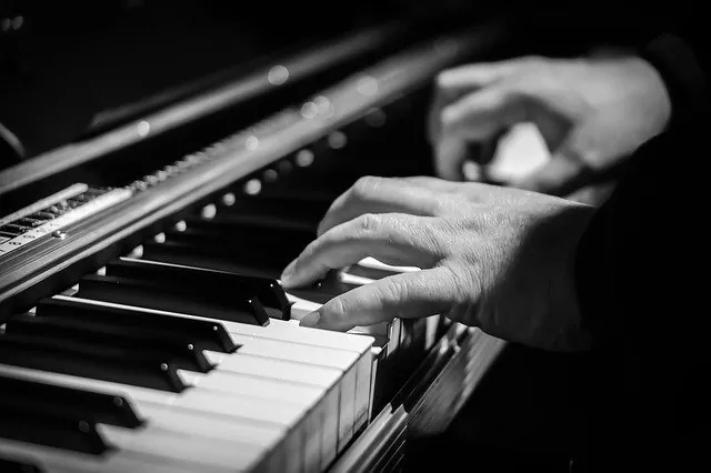 Piano For Rent Near Me | Get the Best Piano Near You | Lee's Music Store